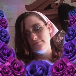 Meet your Posher, Crystal